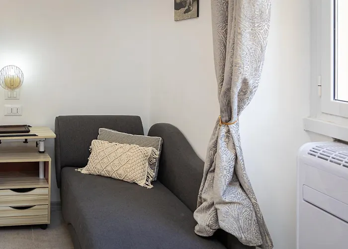 Shanti Atmosphere By In Apartamento Roma